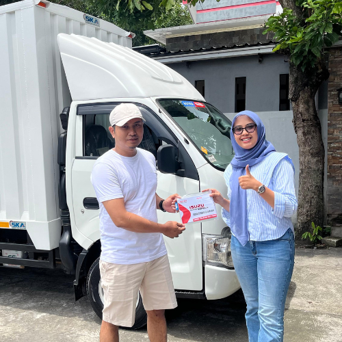 Penyerahan Mobil Isuzu 3